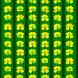Unique Eclectic Clover Motif(Green)