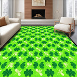 Sunny Playful Clover Composition(Green)