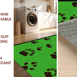 Lively Print Featuring Forest Fauna(Green)