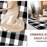 Contemporary Monochrome Grid Motif(Black)