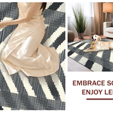 Chic Chevron Monochrome Aesthetic(Black)