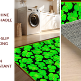 Contemporary Fun Clover Graphic(Green)