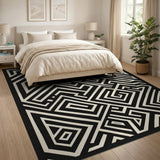 Geometric Modern Black White Geometric Maze Labyrinth Rug