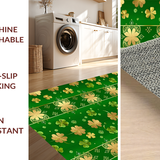 Playful Festive Clover Illustration(Green)