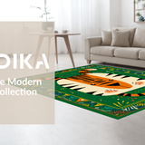 Charming Playful Creature Motif(Green)