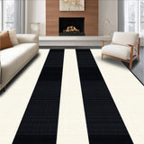 Chic Symmetrical Black and White Layout(Beige)