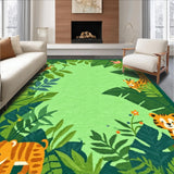 Charming Green Wildlife Motif(Green)