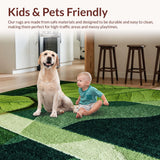 Chic Contemporary Leafy Arrangement(Green)