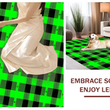 Whimsical Plaid and Clover Arrangement(Green)