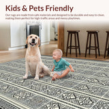 Elegant Monochrome Tiled Arrangement(Black)