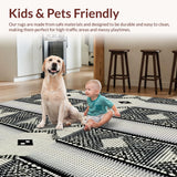 Dynamic Black and White Visual Appeal(Black)