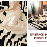 Contrasting Striped Okapi Motif(Beige)