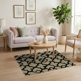 Distressed Vintage Quatrefoil Trellis Rug