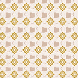 Elegant Taupe Lattice Featuring Delicate Interlocking Designs(Gold)