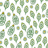 Paisley Cascade with Traditional Teardrop Motif Arrangement (Green)