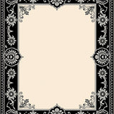 Intricate Medallion Damask Traditional Ornamental Design(Black)
