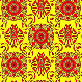 Paisley Medallion Clusters with Swirling Teardrop Shapes and Details(Yellow)