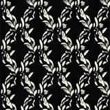 Crest Interlocking Leaves with Delicate Branch Filigree (Black) - ODIKA