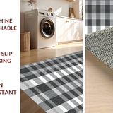 Minimalist Checks with Bold Contrast(Black)