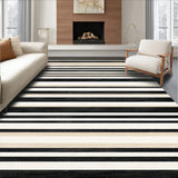 Contemporary Contrast Stripe Featuring Bold Black And White Banding(Black)