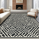 Lattice Interlocking Trellis Design Accent(Black)