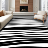 Contemporary Horizontal Band with Bold Contrast(Black)